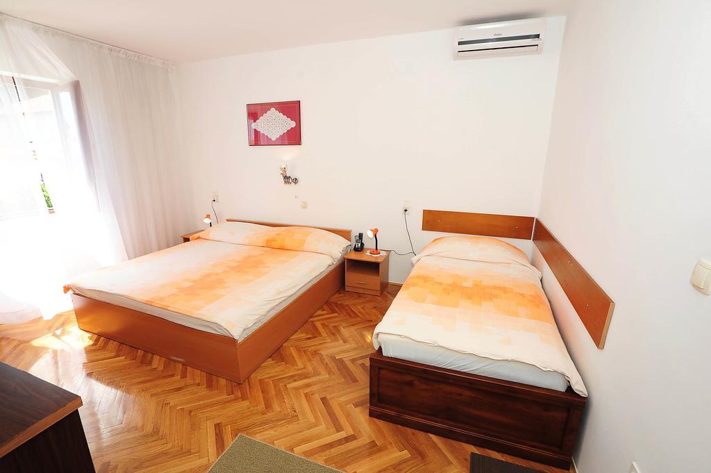 Apartments Venci Zadar Room photo